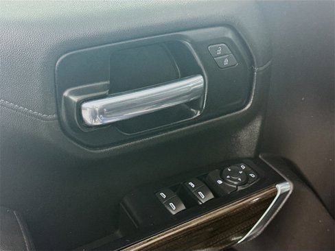 Used 2020 Chevrolet Silverado 1500 RST image 23