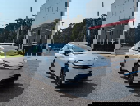 New 2026 Toyota Prius LE image 7