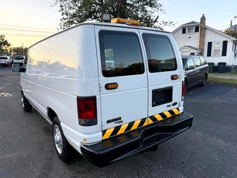 Used 2014 Ford E-150 and Econoline 150 w/ Power Group image 3