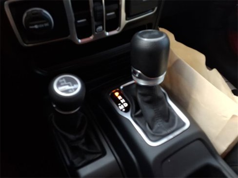 Used 2021 Jeep Wrangler Unlimited Sport image 17
