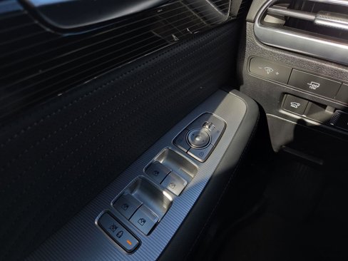 Used 2023 Hyundai Palisade Calligraphy image 34