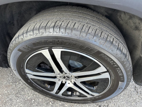 Used 2022 Mercedes-Benz GLS 450 4MATIC image 32