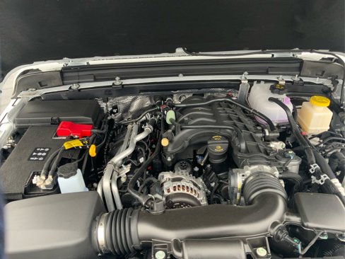 New 2025 Jeep Gladiator Rubicon w/ Convenience Group image 20