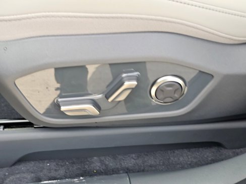 New 2026 Kia EV9 Wind image 36