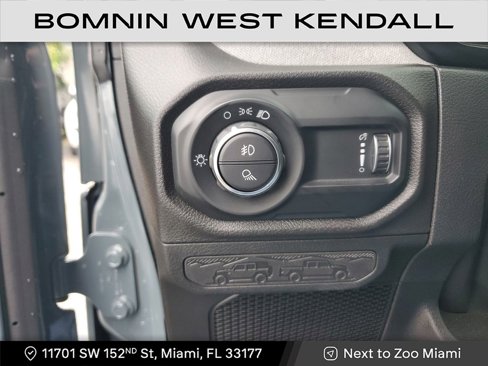 Used 2025 Jeep Gladiator Sport image 26