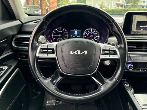 Used 2022 Kia Telluride S image 14