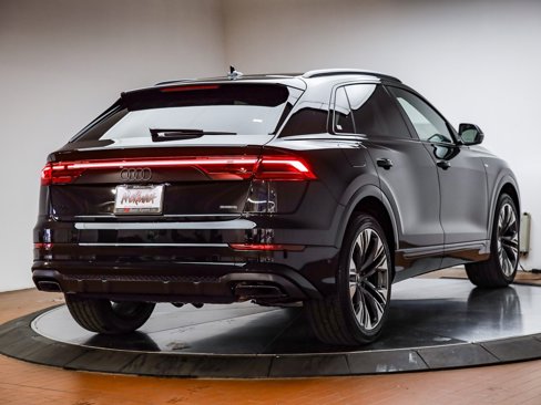 New 2025 Audi Q8 Prestige image 8
