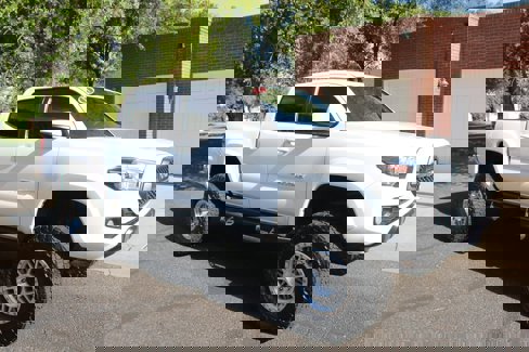 Used 2017 Toyota Tacoma SR5 image 37