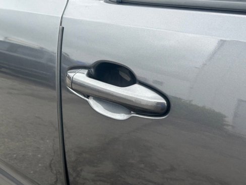 Used 2022 Toyota Tacoma SR5 image 19