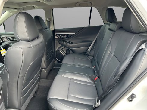 New 2025 Subaru Outback Limited image 10