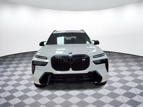 New 2026 BMW X7 M60i image 5