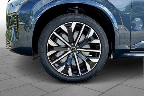 New 2026 Volvo XC90 B6 Ultra w/ Protection Package Premier image 16