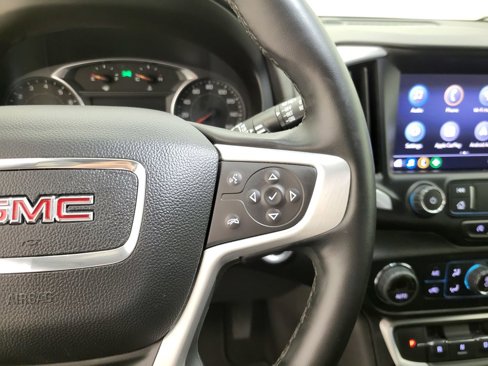 Used 2024 GMC Terrain SLT image 7