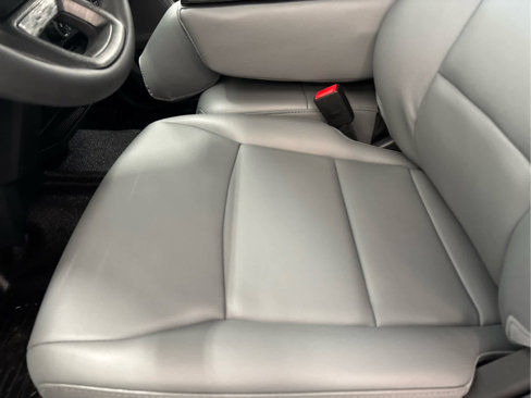 New 2025 Ford F250 XL w/ XL Off-Road Package image 17