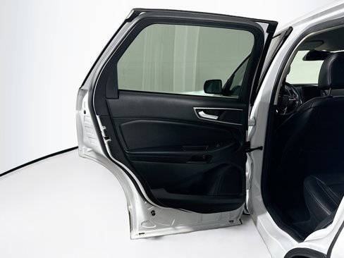 Used 2023 Ford Edge SEL image 26