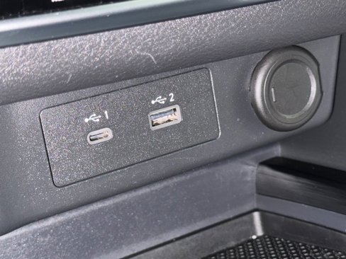 Used 2023 Nissan Rogue SV image 37