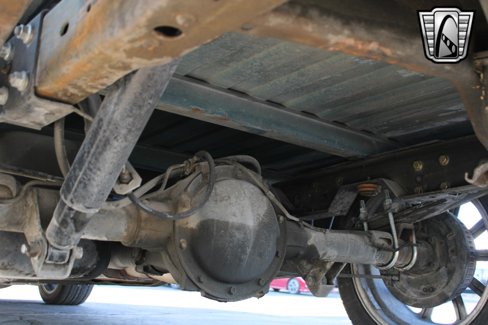 Used 1992 Chevrolet Silverado 1500 2WD Regular Cab image 24