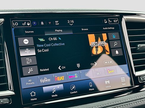 New 2026 Chrysler Pacifica Select image 11