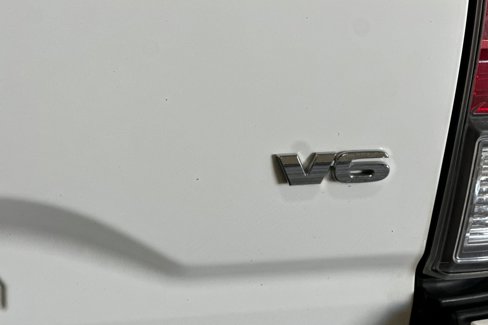 Used 2021 Toyota Tacoma TRD Off-Road image 45