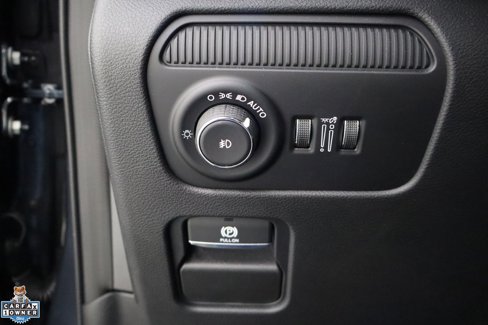 Used 2025 Jeep Wagoneer 4WD w/ Convenience Group I image 18