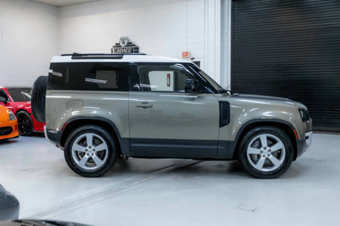 Used 2021 Land Rover Defender 90 First Edition image 5