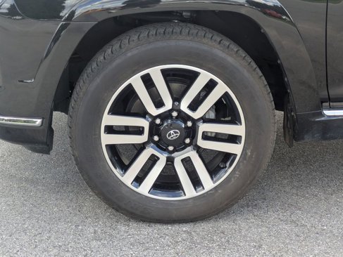 Used 2023 Toyota 4Runner Limited image 11