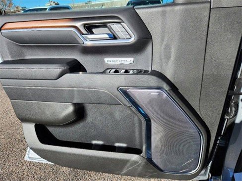 New 2025 GMC Sierra 1500 Denali w/ Denali Reserve Package image 6