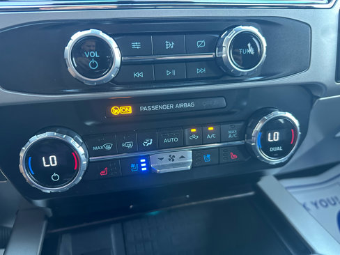 Used 2022 Ford F250 Lariat w/ Tremor Off-Road Package image 22