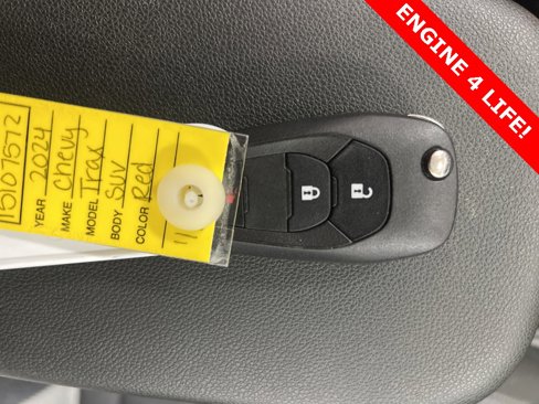 Used 2024 Chevrolet Trax LS image 27