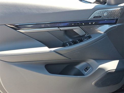 New 2026 BMW M5 w/ Carbon Package image 8