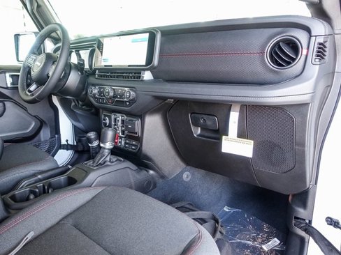New 2025 Jeep Wrangler Unlimited Rubicon image 27