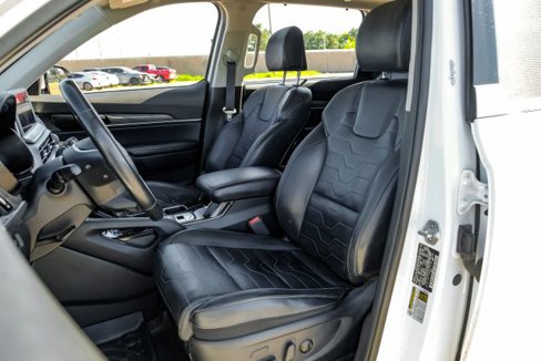 Used 2020 Kia Telluride SX w/ SX Prestige Package image 4