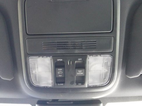 Used 2024 Honda Odyssey Sport image 26