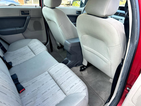 Used 2009 Ford Focus SE image 11