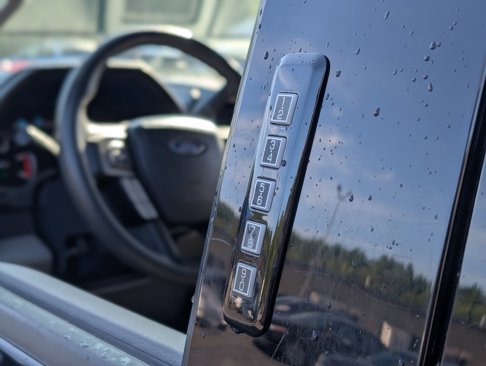 Used 2022 Ford F350 XLT w/ Black Appearance Package image 14