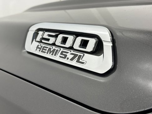 Used 2022 RAM 1500 Limited w/ Body-Colour Bumper Group image 35