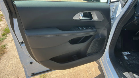 New 2026 Chrysler Voyager LX image 14