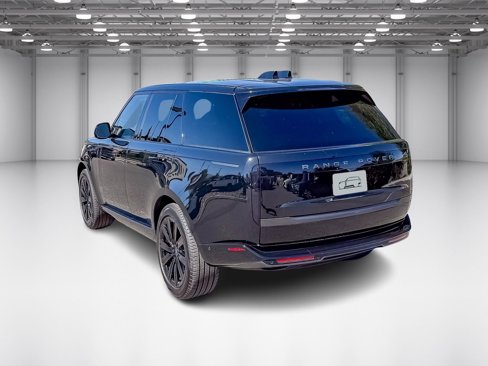 New 2025 Land Rover Range Rover SE image 3