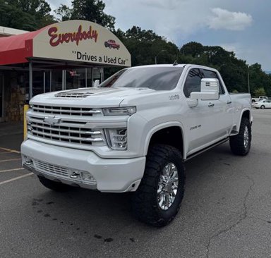Used 2021 Chevrolet Silverado 2500 High Country w/ Technology Package image 1