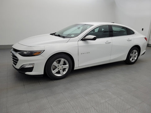 Used 2022 Chevrolet Malibu LS w/ Driver Confidence Package II image 2