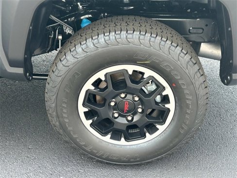 New 2025 Toyota Tacoma TRD Off-Road image 13