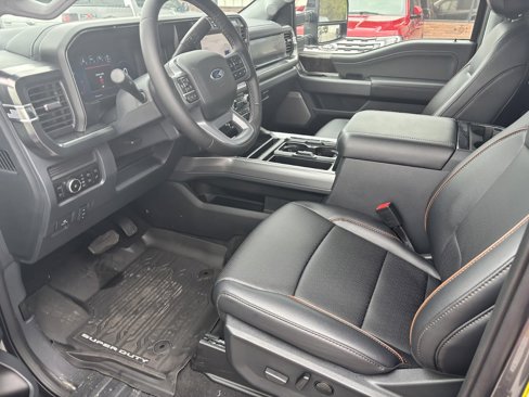 New 2025 Ford F350 Lariat w/ Lariat Ultimate Package image 8