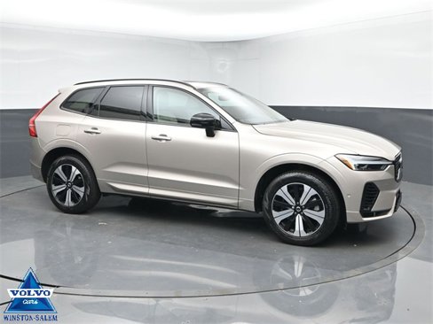 Used 2024 Volvo XC60 T8 Plus w/ Protection Package Premier image 1