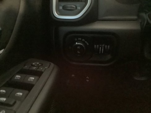 New 2026 RAM 1500 4x4 Crew Cab image 15