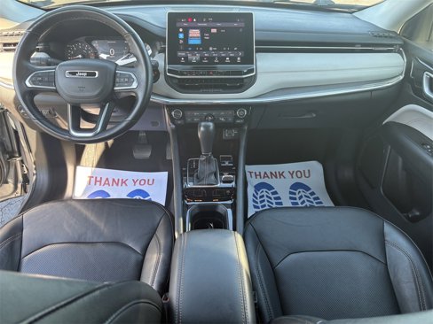 Certified 2022 Jeep Compass Limited image 31