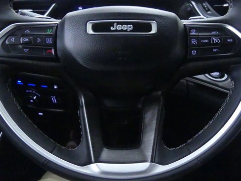 Used 2024 Jeep Grand Cherokee Limited 4xe image 15