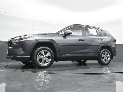 Used 2023 Toyota RAV4 XLE image 17