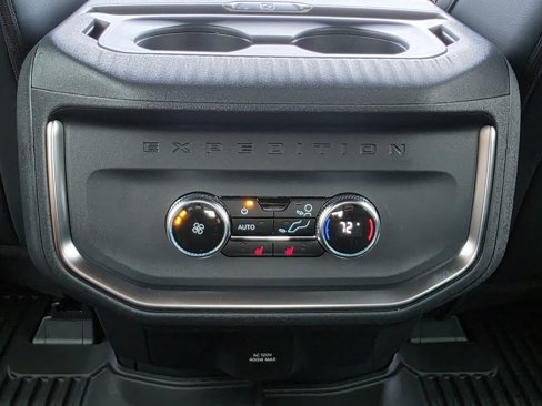 New 2025 Ford Expedition Tremor image 19