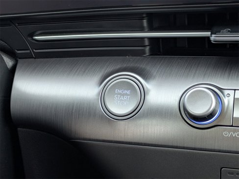 Certified 2024 Hyundai Kona SEL image 27
