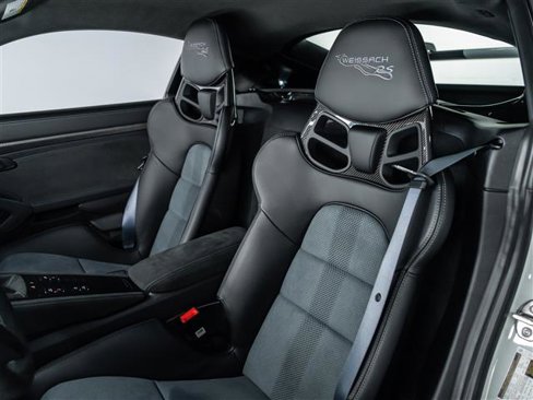 Certified 2025 Porsche 718 Cayman GT4 RS image 5